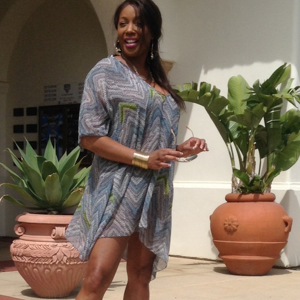 ECHO DESIGN Chevron Print Beach Cover Up